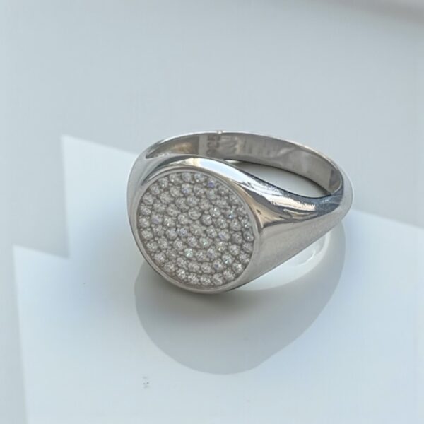 לא מושלמת. שלמה.