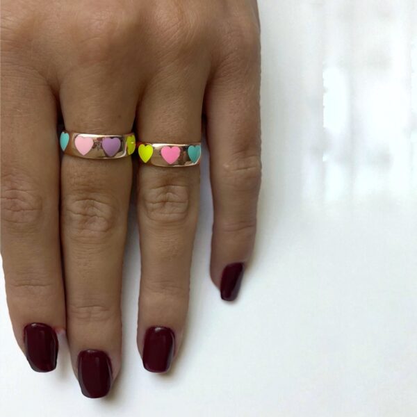 מונעת מאהבה