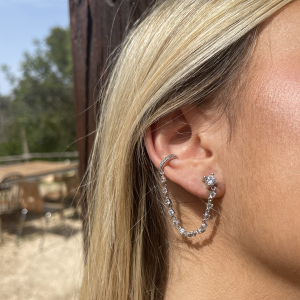 שוברת מוסכמות