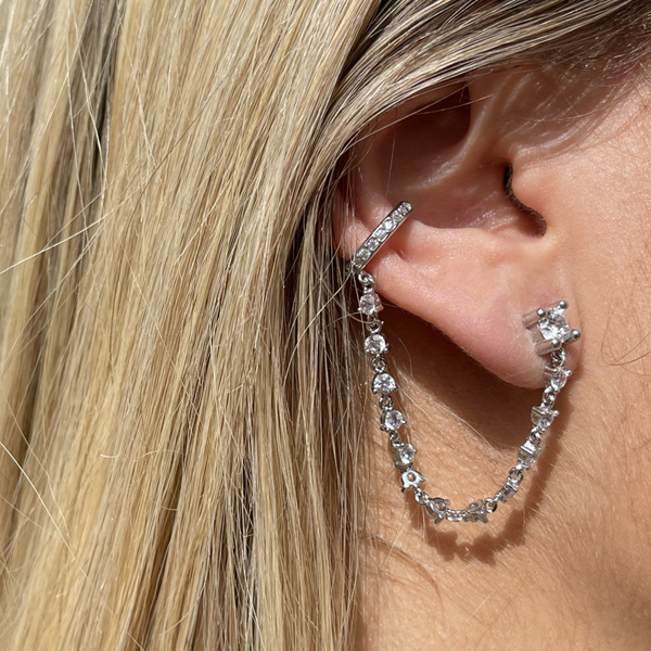 שוברת מוסכמות