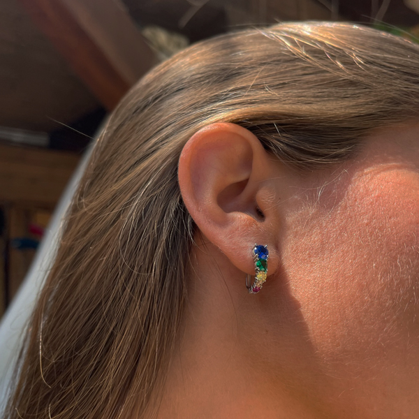 עגילי חיה בסרט