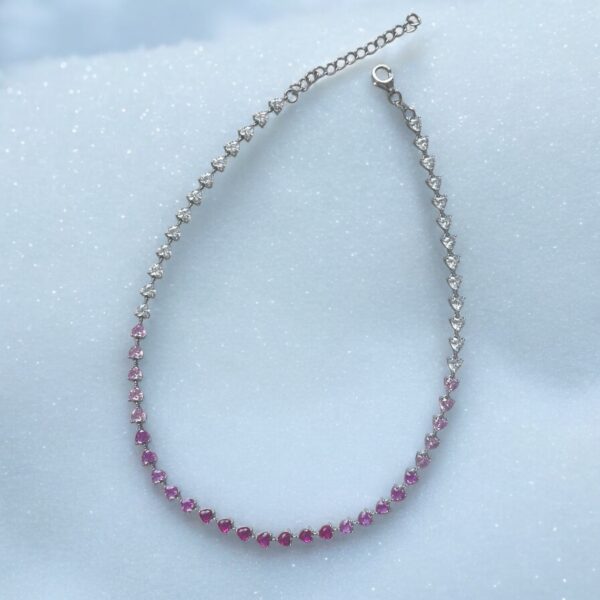 כובשת לבבות