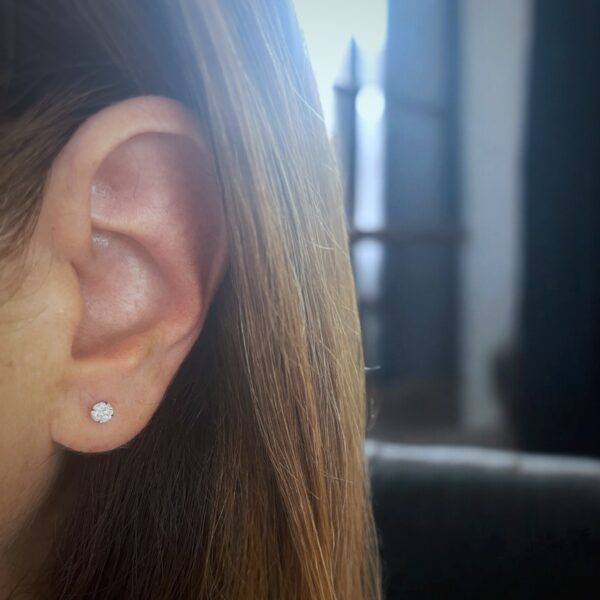 צמוד צמוד- 3 מ"מ