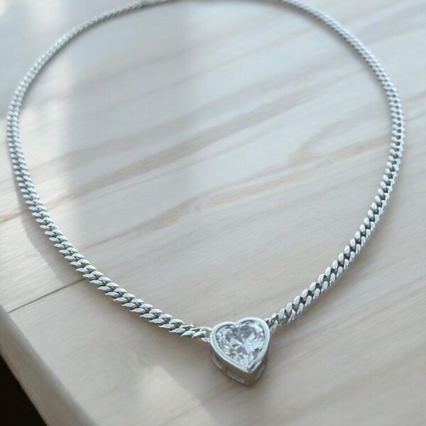 חיה את החלום